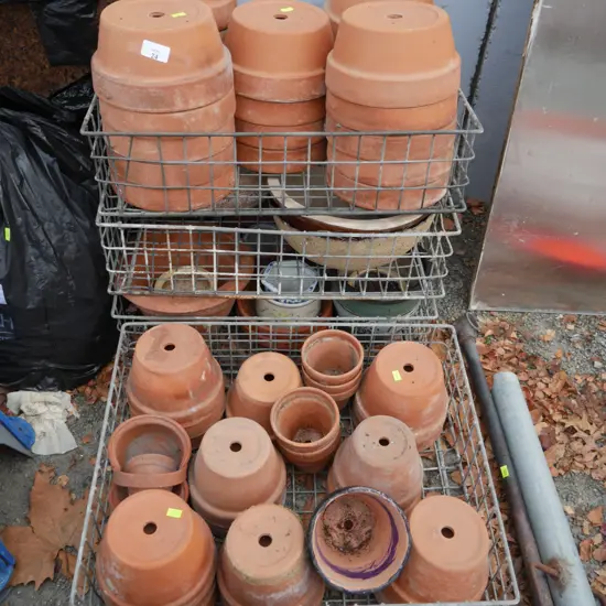 4 crates of plant pots