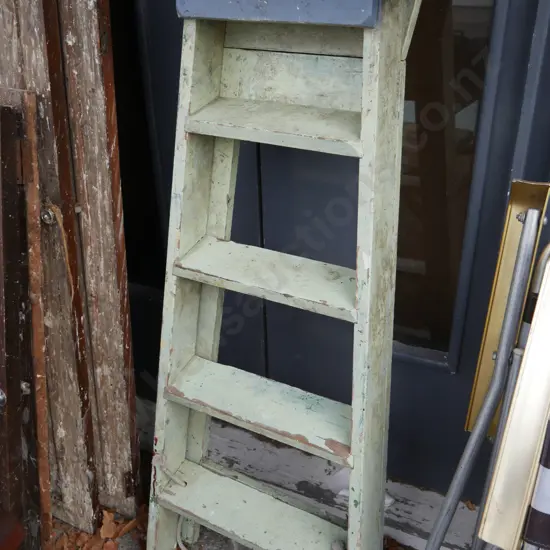 Wooden step ladder