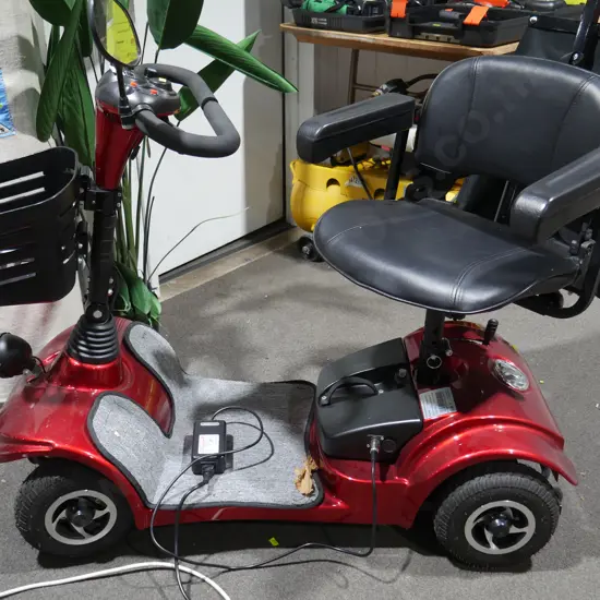 Mobility scooter