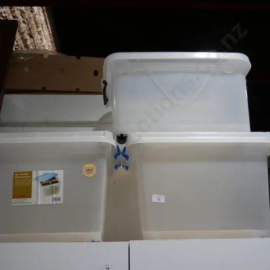 3 plastic storage containers