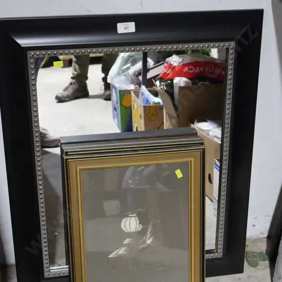 Mirror and Chinese artworks