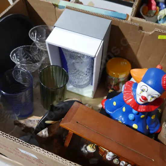 Clowns, glassware etc