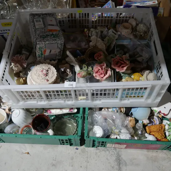 3 crates of nic nacs