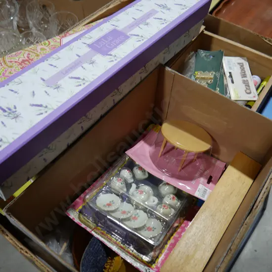 Drawer liners, dolls furniture