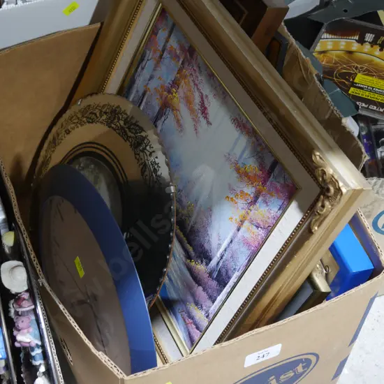 Framed artworks, picture mirror etc