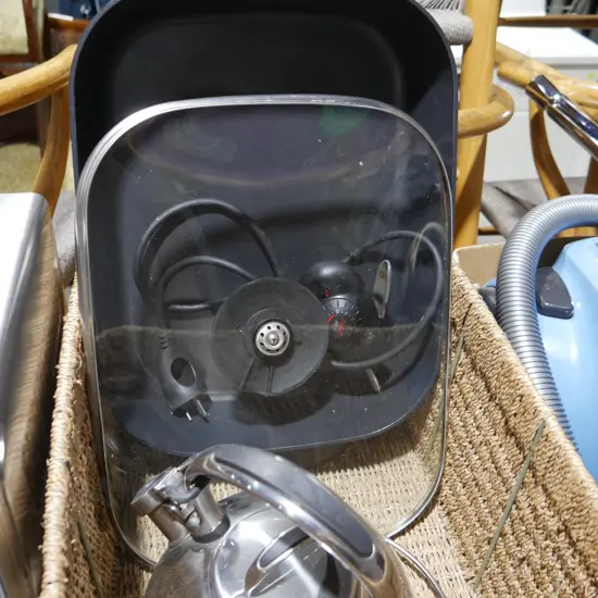 Kettle and electric frypan