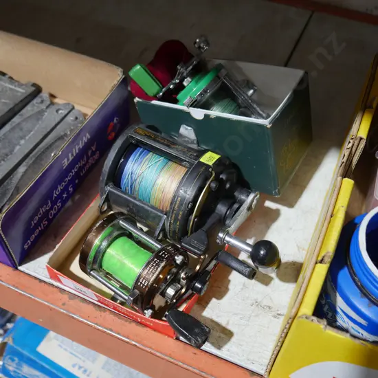 Fishing reels
