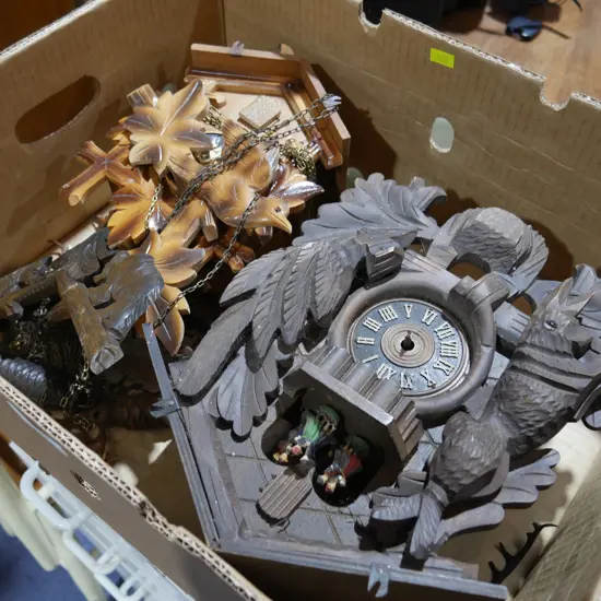 2 Cuckoo clocks