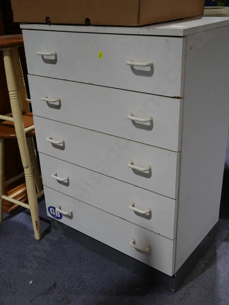 5 drawer chest Image 1++