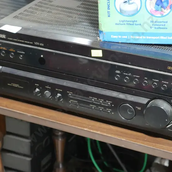Pioneer receiver a/f & Wharfdale speakers