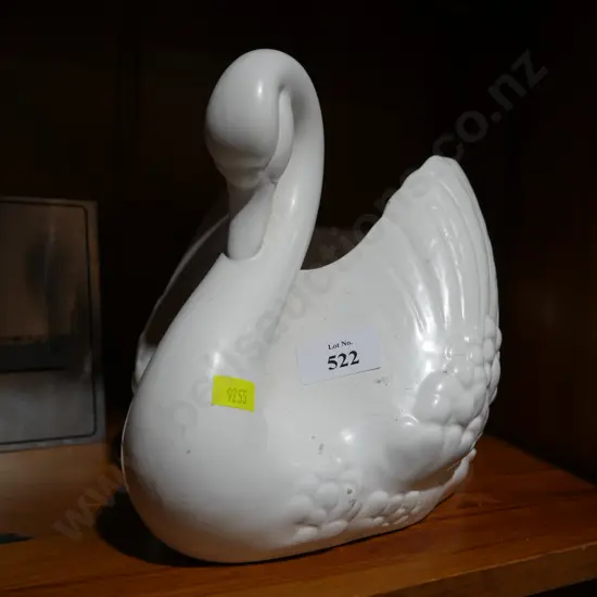 Crown Lynn large swan A/F