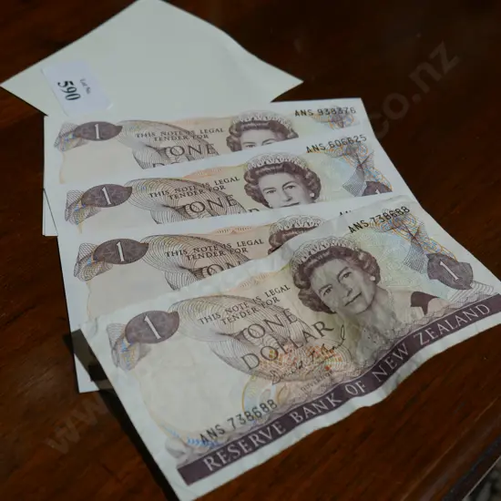 5 $1 NZ notes