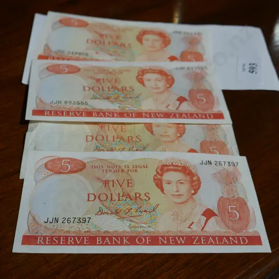 4 $5 NZ notes
