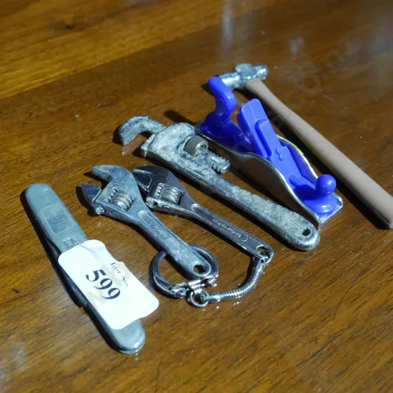Miniature working tools