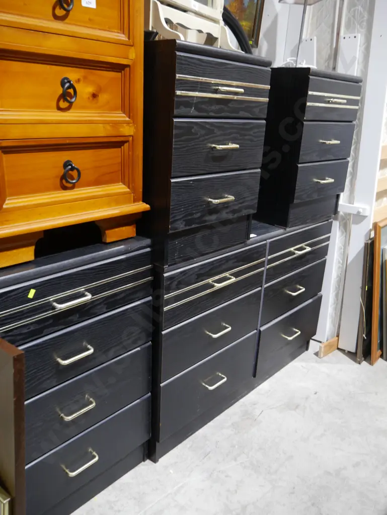 4 piece bedroom suite Image 1++