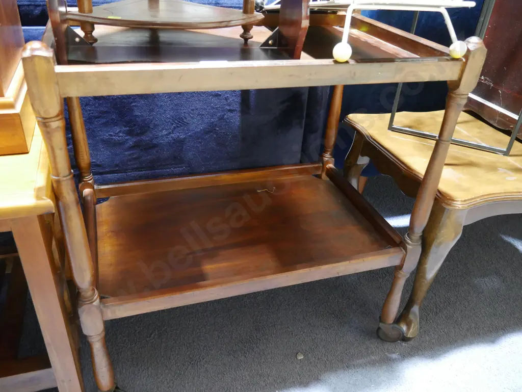 Tea trolley Image 1++