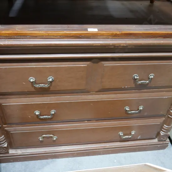3 drawer chest