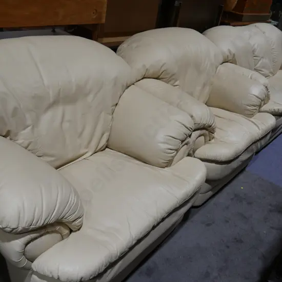 3 piece cream lounge suite
