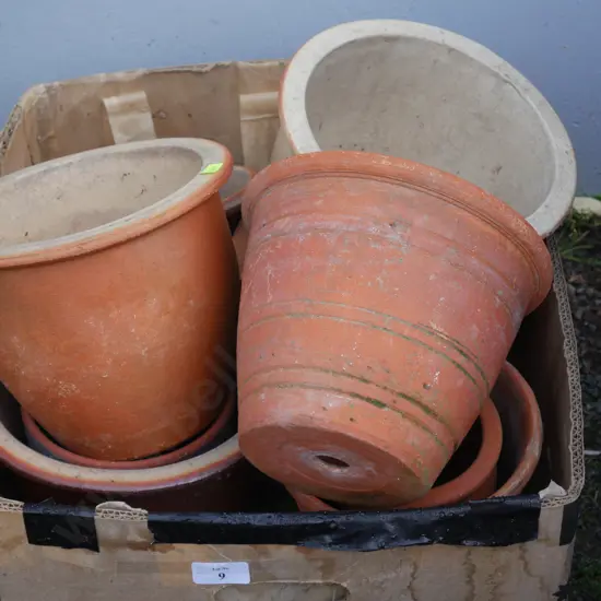 Plant pots