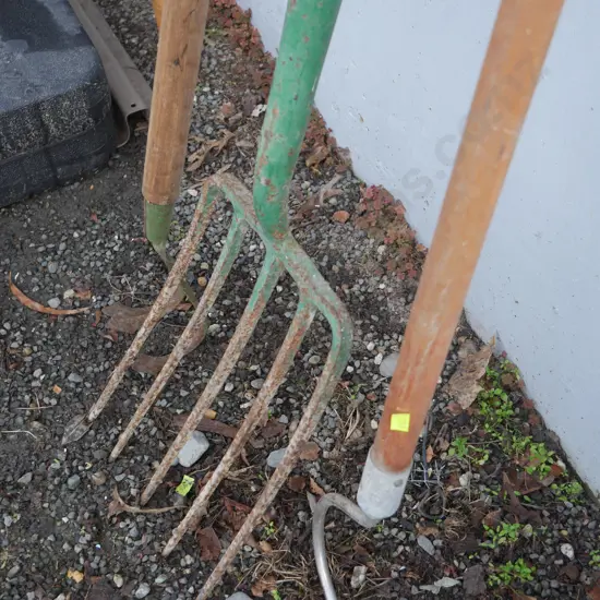 Garden tools