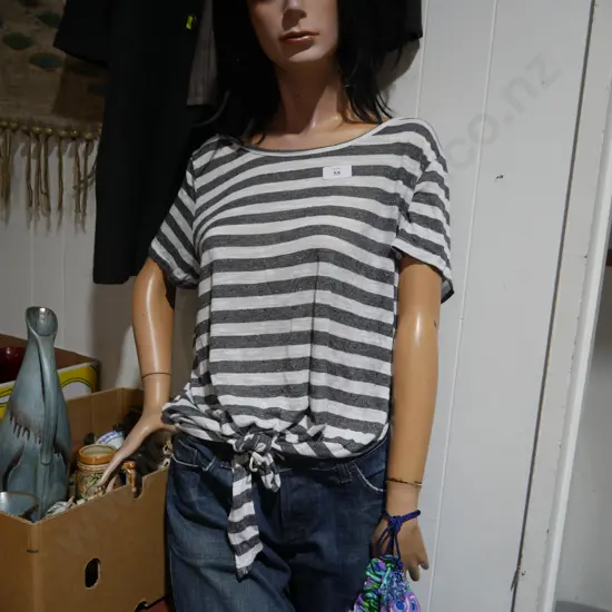 Female mannequin
