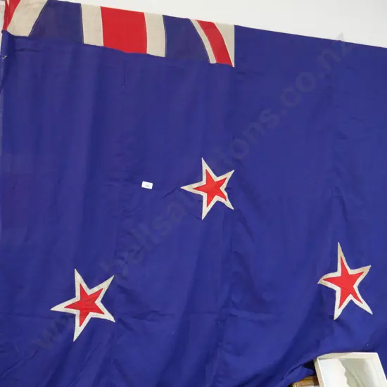 Large New Zealand flag
