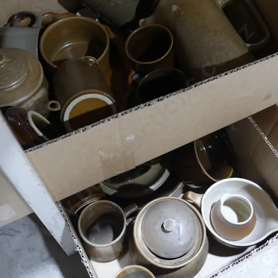 2 boxes of Temuka Ware