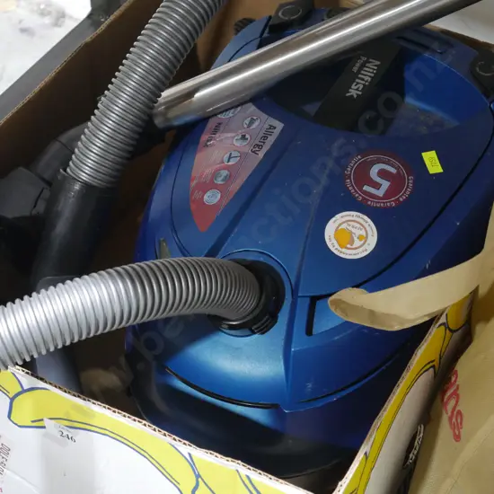 Nilfisk Vacuum cleaner