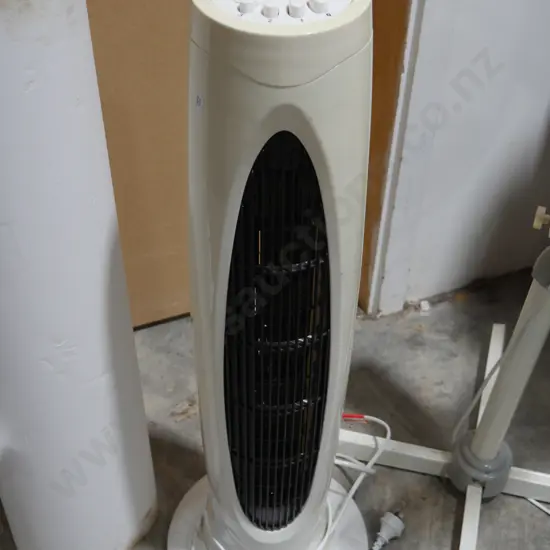 Upright fan
