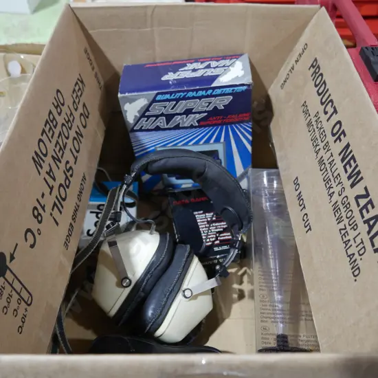 Headphones , radar detecter