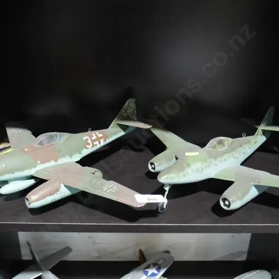 2 model planes