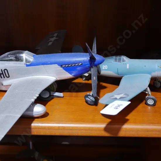 2 model planes