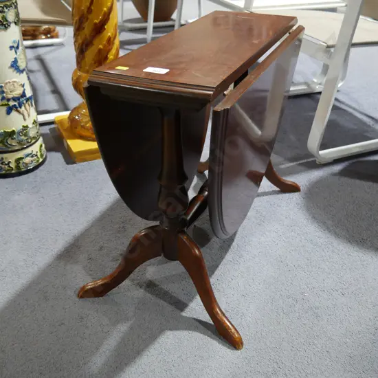 Drop side table
