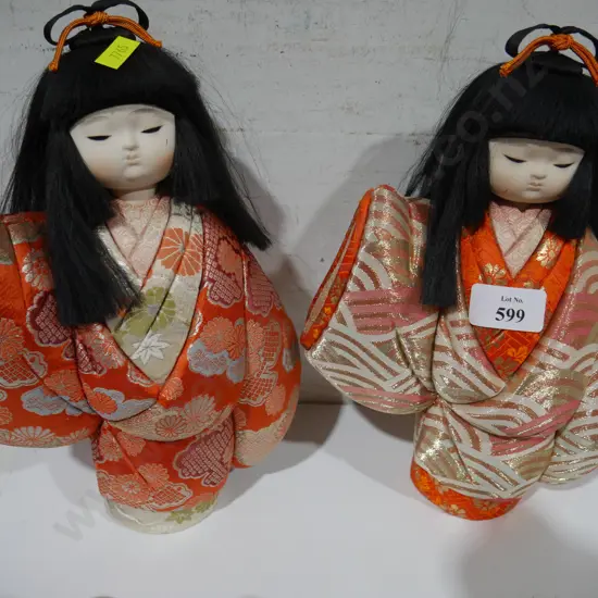 2 Oriental dolls