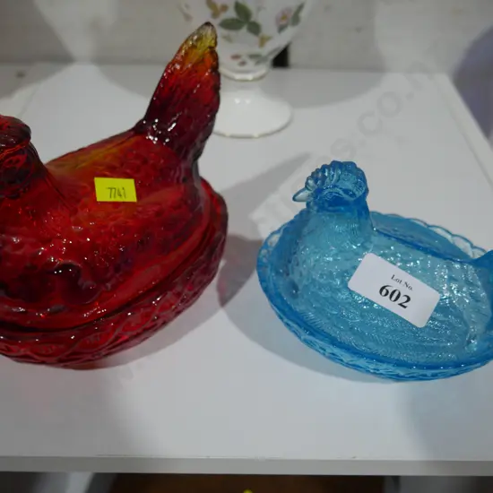 2 glass hens