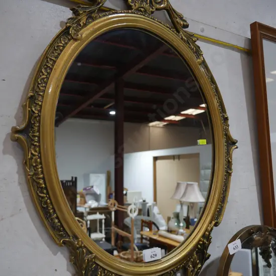 Gilt frame mirror