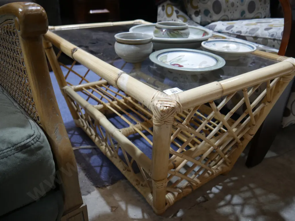 Cane coffee table Image 1++