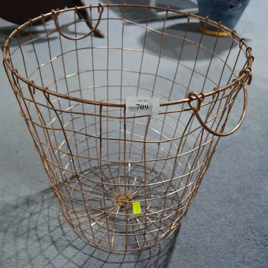 Wire basket