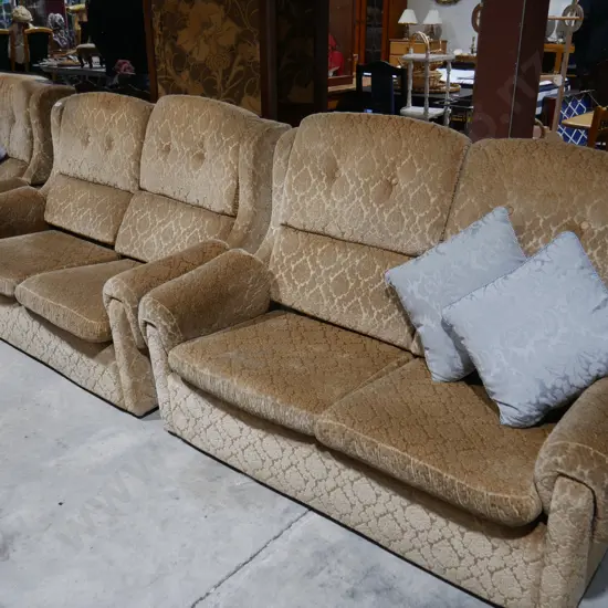 3 piece lounge suite