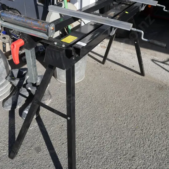 Ozito mitre saw stand