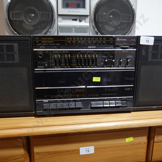 Mitsubishi boombox