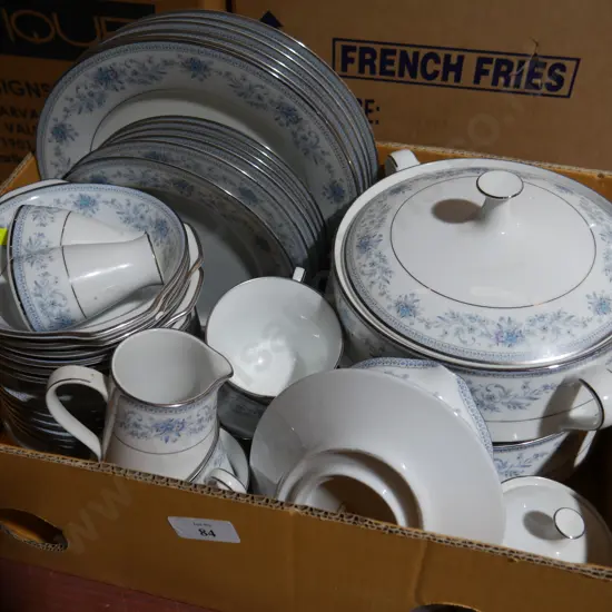Blue hill Noritake dinnerware
