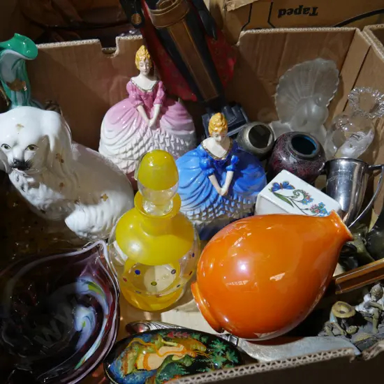 Figurines, vases etc