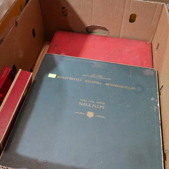 Boxed minton bowl, boxed cutlery