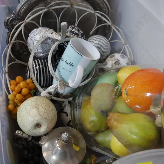 Artificial fruit, allsorts