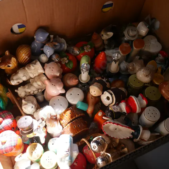 Novelty salt & peppers