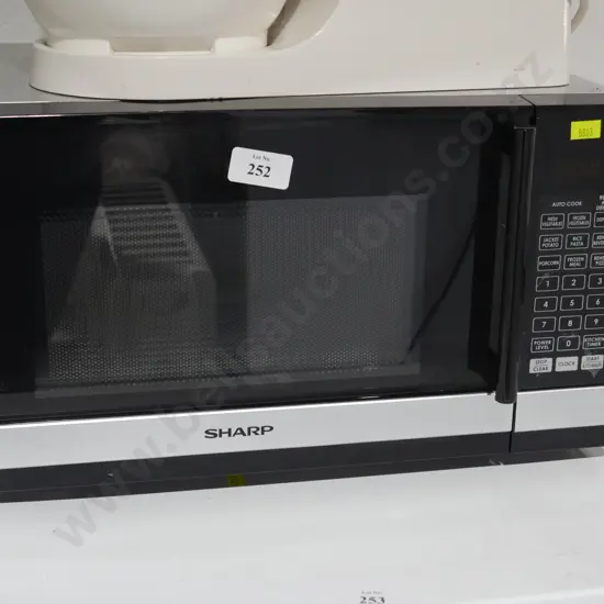 Sharp microwave