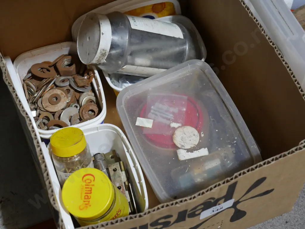 Bolts hinges ect Image 1++