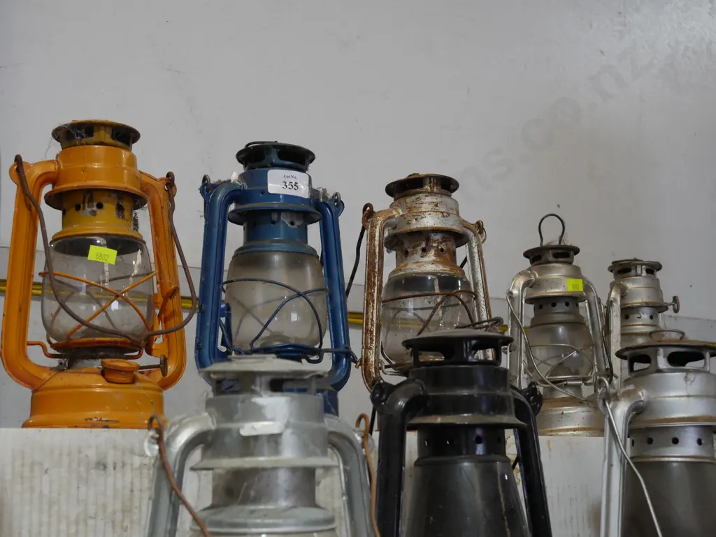 5 lanterns Image 1++