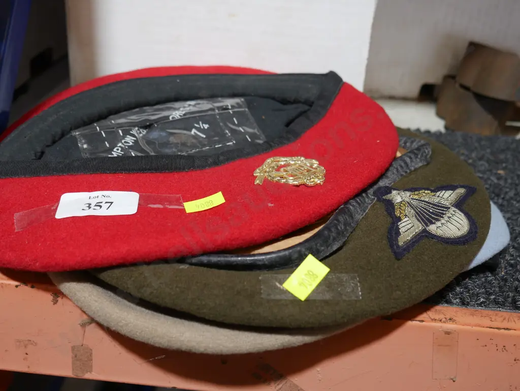 Army berets Image 1++